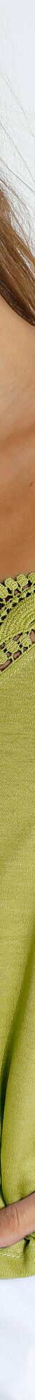 Débardeur uni col V macramé (anis) Débardeur uni col V macramé (anis)